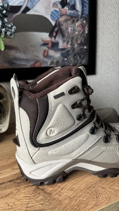 Дамски зимни хайкинг обувки Merrell номер 40