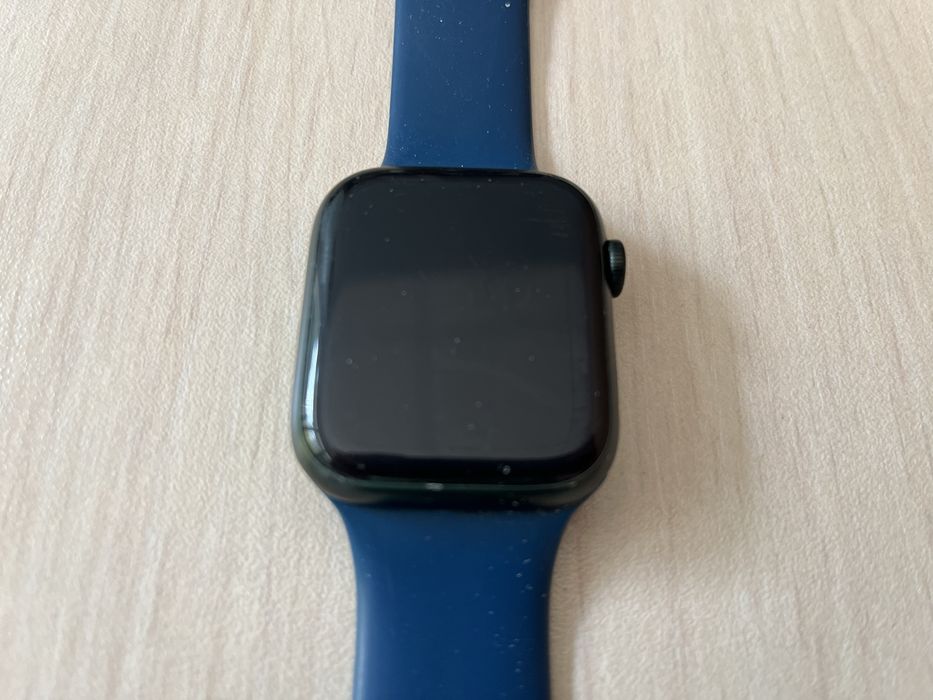 Продавам Apple Watch Series 7 45MM