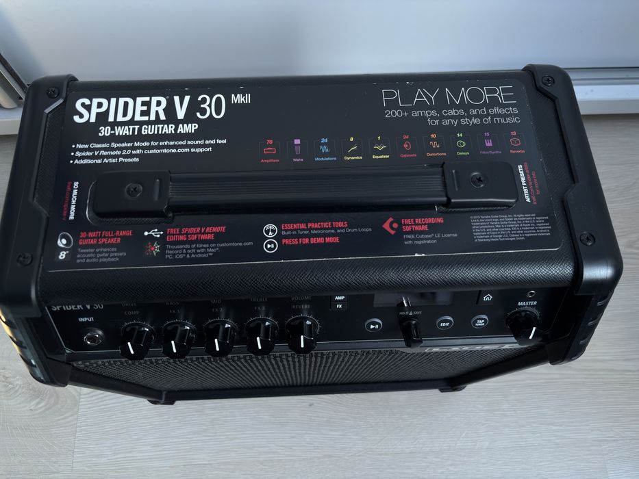 amplificator chitara electrica line6 spider v30 mkII