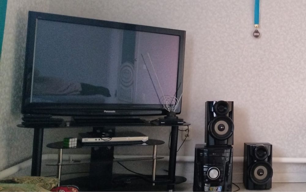 Продам телевизор