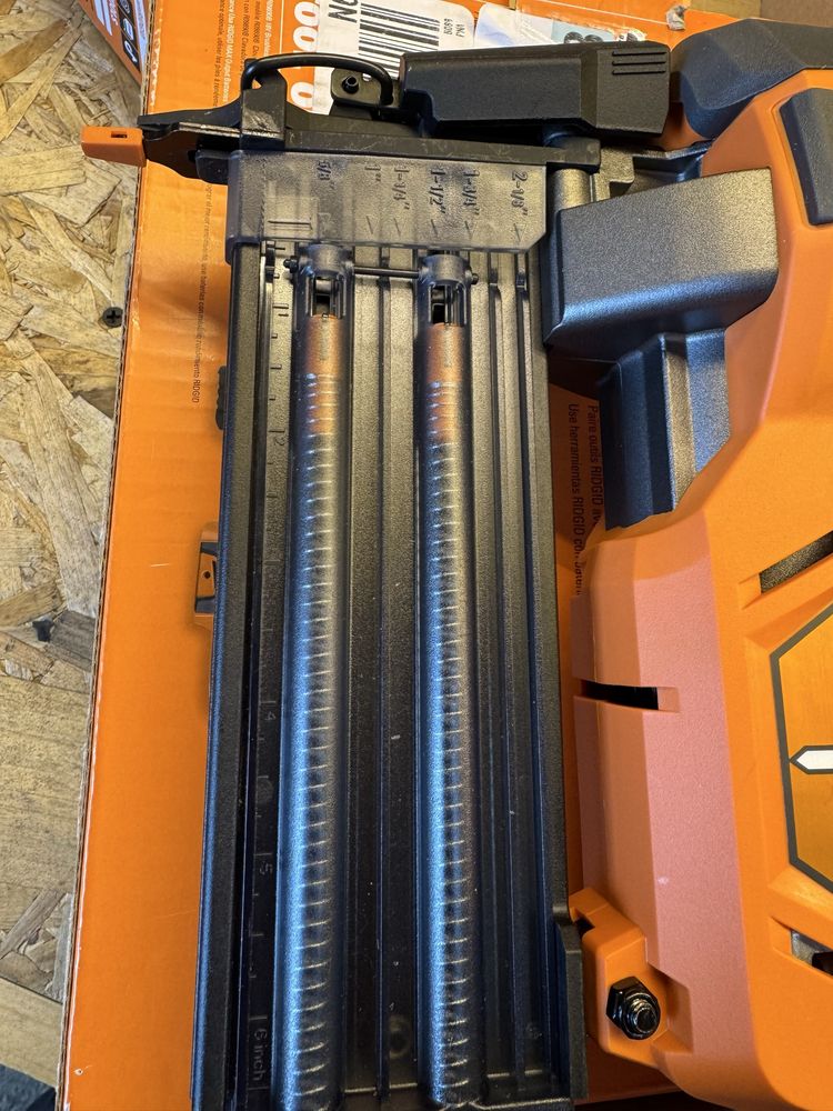 Pistol cuie Ridgid brushless USA