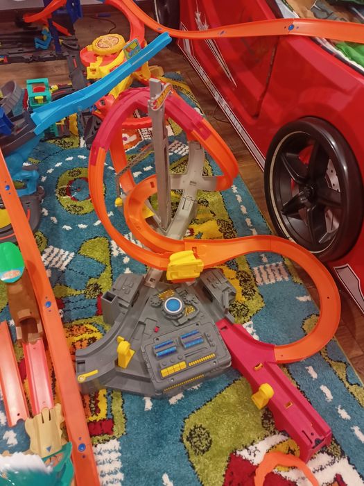 Hot wheels писти
