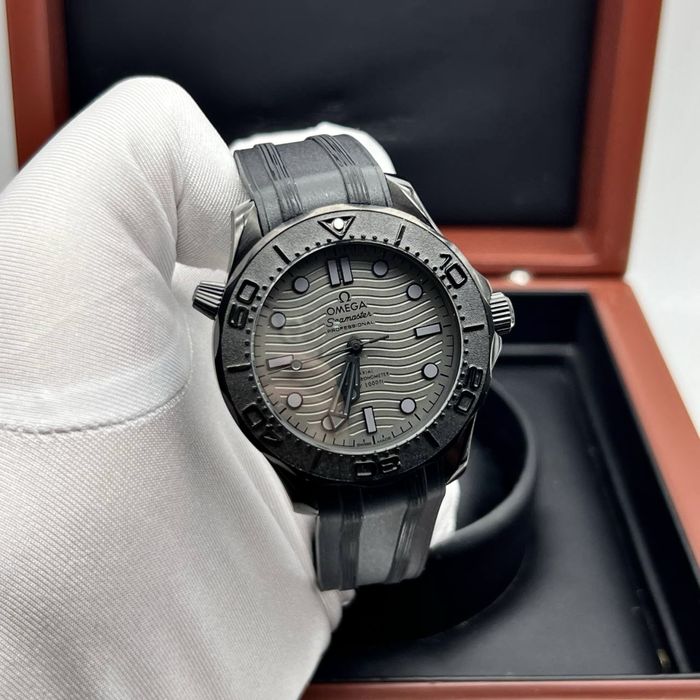 Omega Seamaster Black