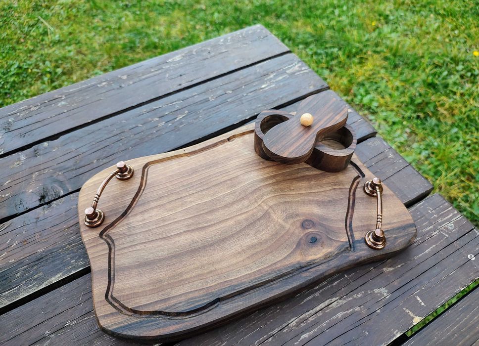 Дъска - поднос за мезета