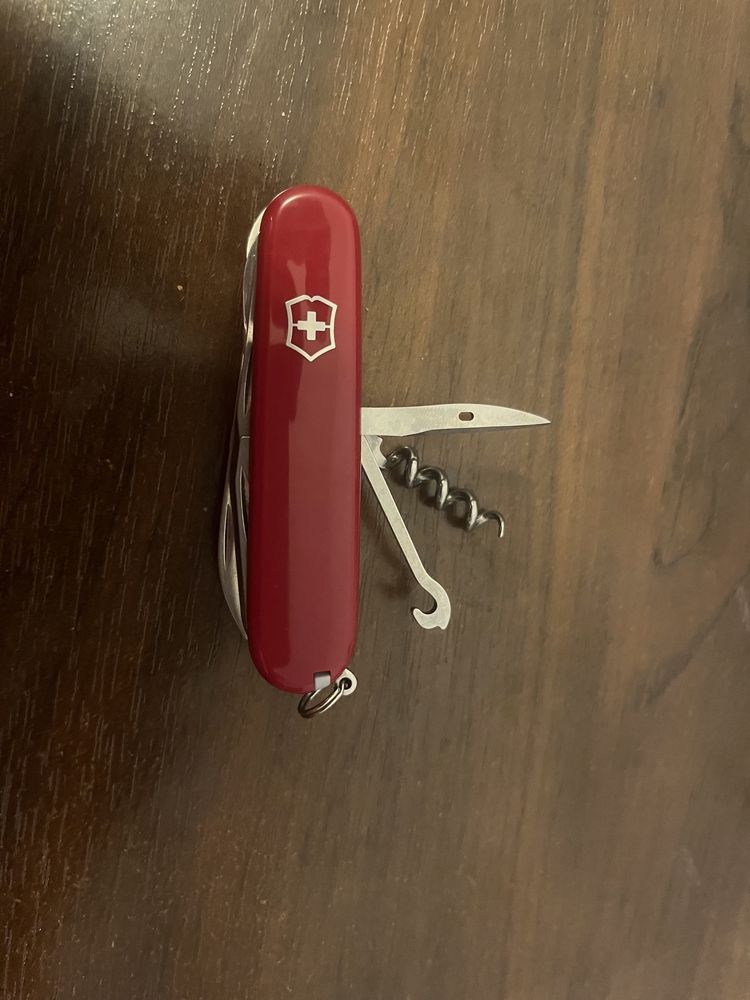 Briceaguri Victorinox