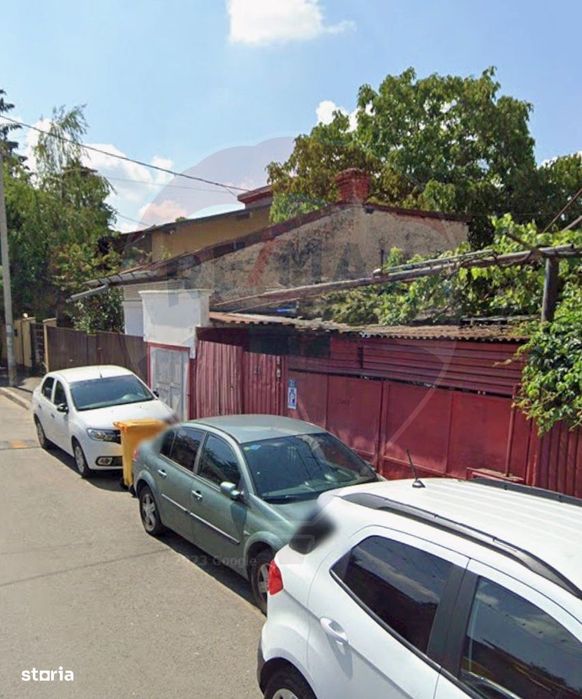 DE VANZARE Teren/Casa în zona Eroii Revolutiei