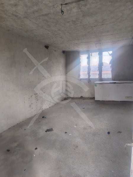 Къща с производствено хале в Болярци 92951