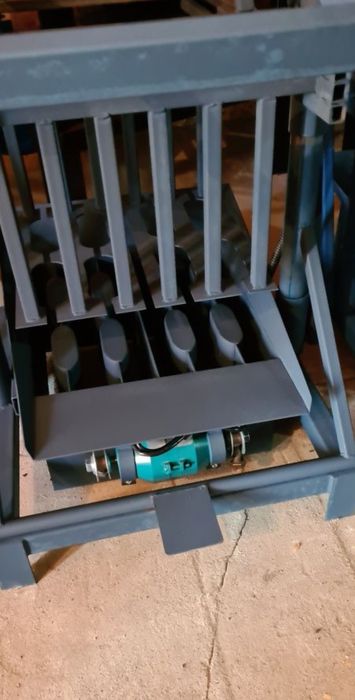 Продам станок для евроблоков