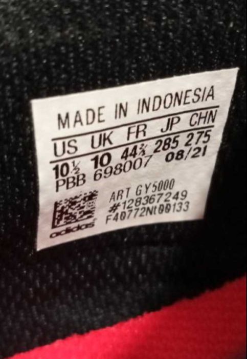 Футболни обувки Adidas - Чисто Нови