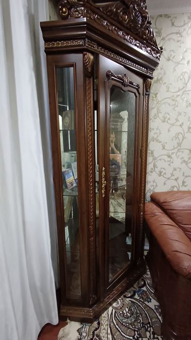 Уголок новый идеальный состоянпда