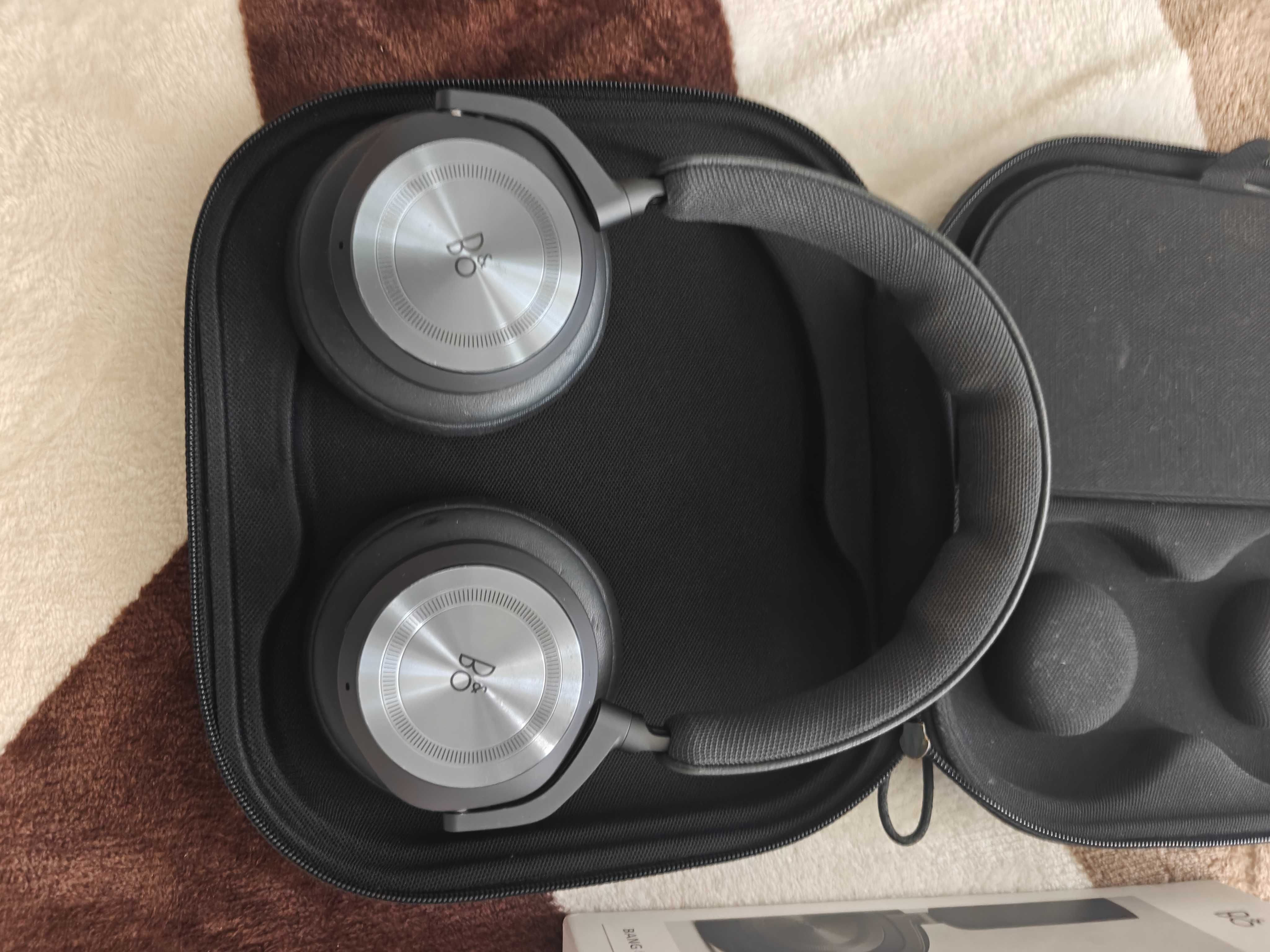 Casti Bang&Olufsen