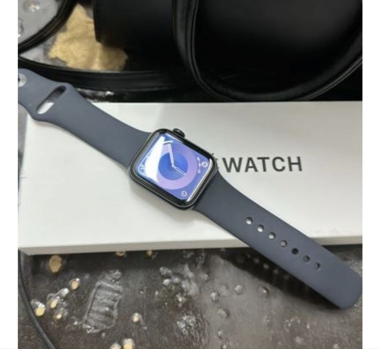 Продам часы apple