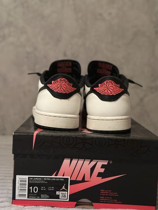 Air Jordan 1 Retro Low Paris Saint-Germain