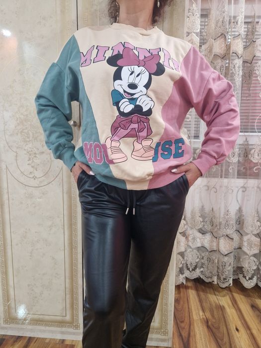 Pantaloni si hanorac  ambele la doar 45 lei