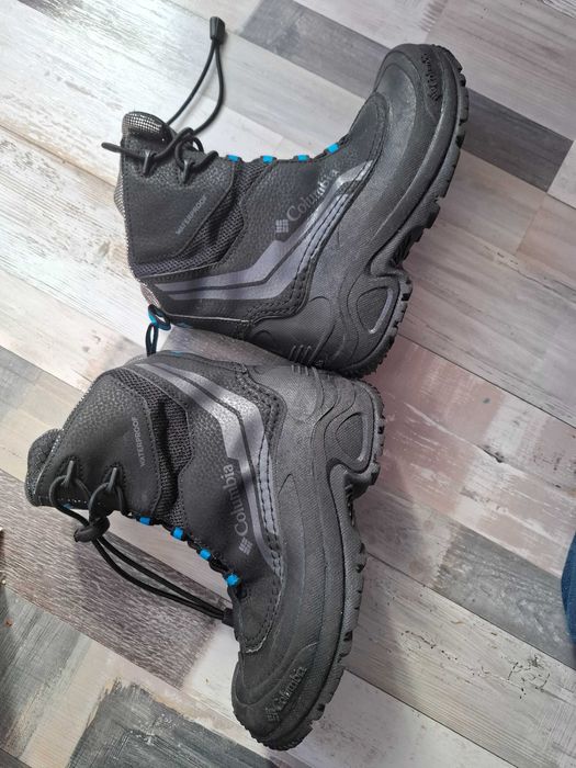 Ghete columbia  impermeabile baiat, nr 32, noi