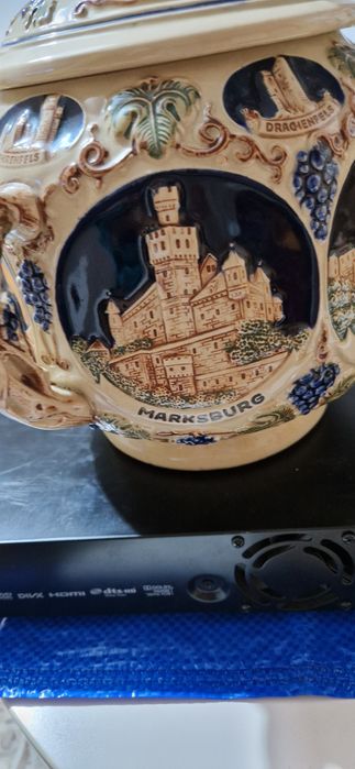 Vas decorativ bol supiera