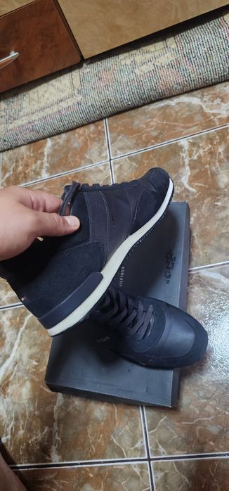 Vand adidasi Tommy hilfiger