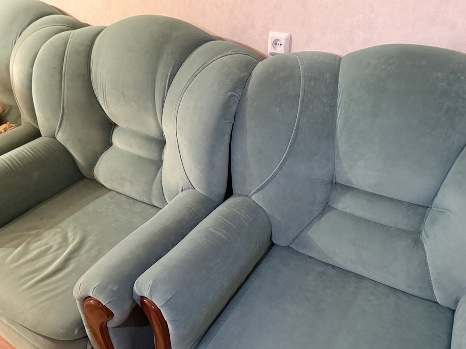 Продаю 2 кресла.