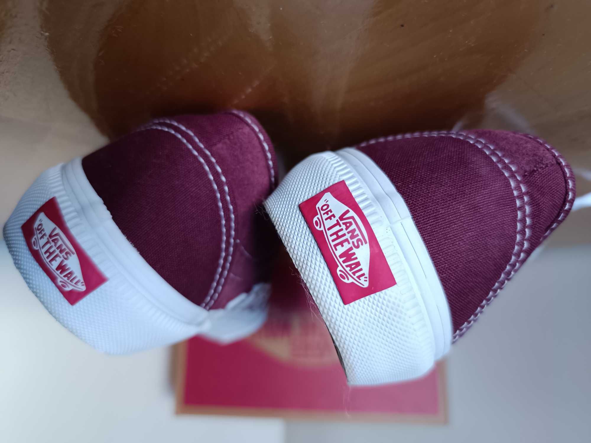 Детски кецове Vans Bess ni, размер 35