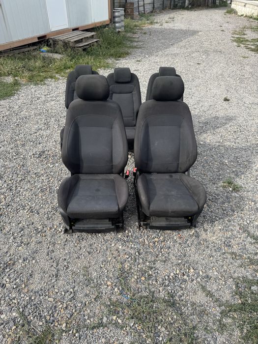 Продавам салон за ford s max