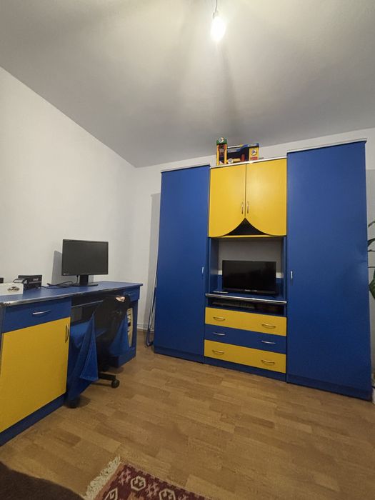 Mobila dormitor stare buna