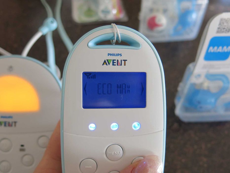 Цифpoв бeбeфoн Philips Avent - DECT 560 SCD560
