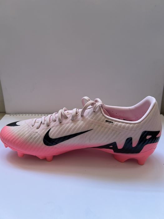 Nike mercurial 42