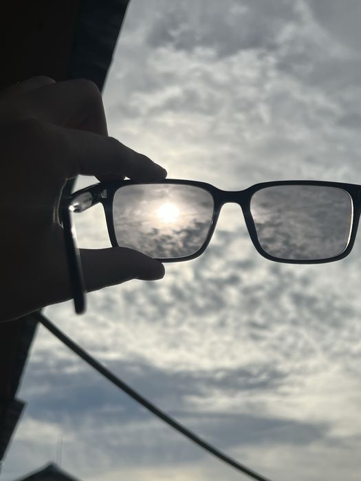 Ochelari de vedere premium cu lentile heliomate