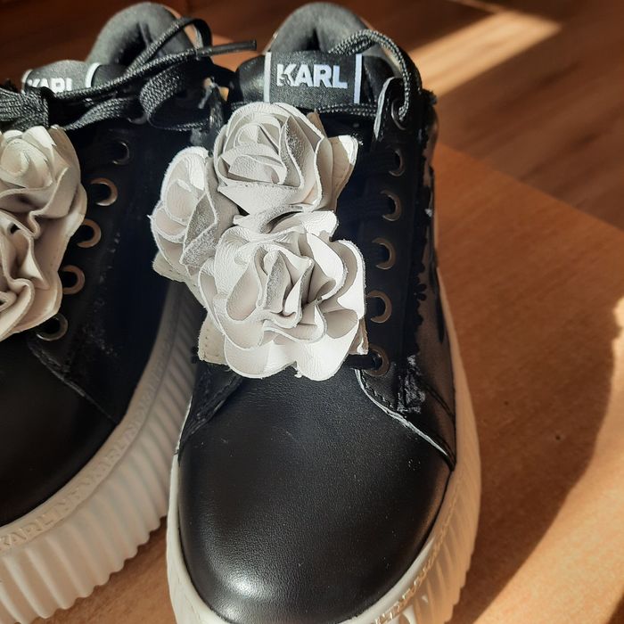 Оригинални обувки на Karl Lagerfeld