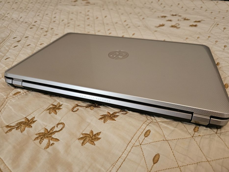 HP Pavilion 15-e010su