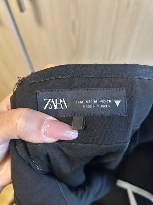 Елегантна рокля / Zara
