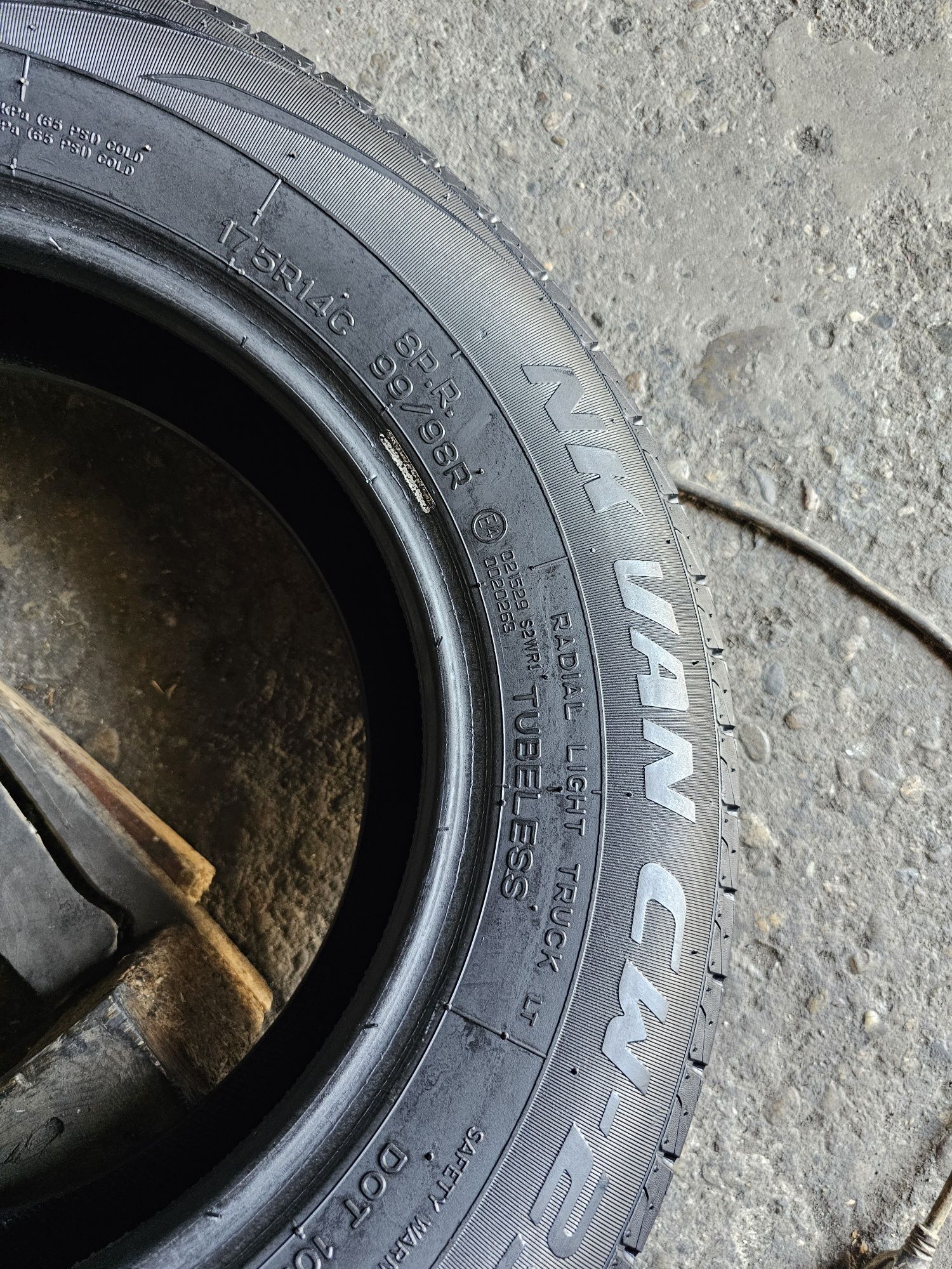 2 anvelope vara  175 R14C Nankang 7.5mm