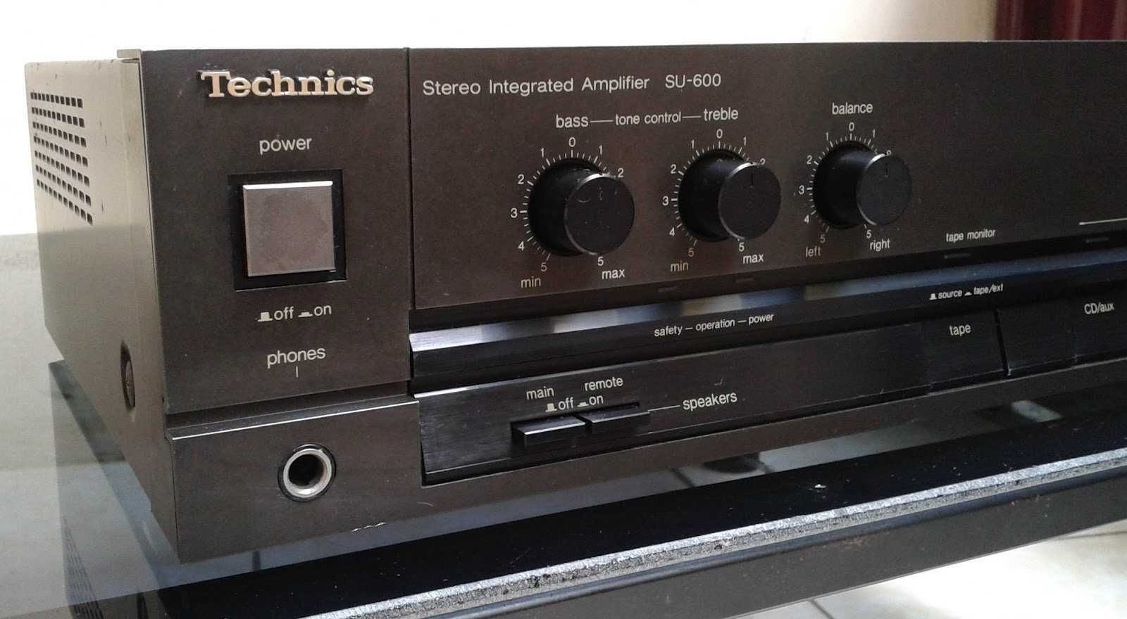 Deck-Onkyo TA 2820,usilvatel-Technics su-600,tuner-Nordmende TU 900.