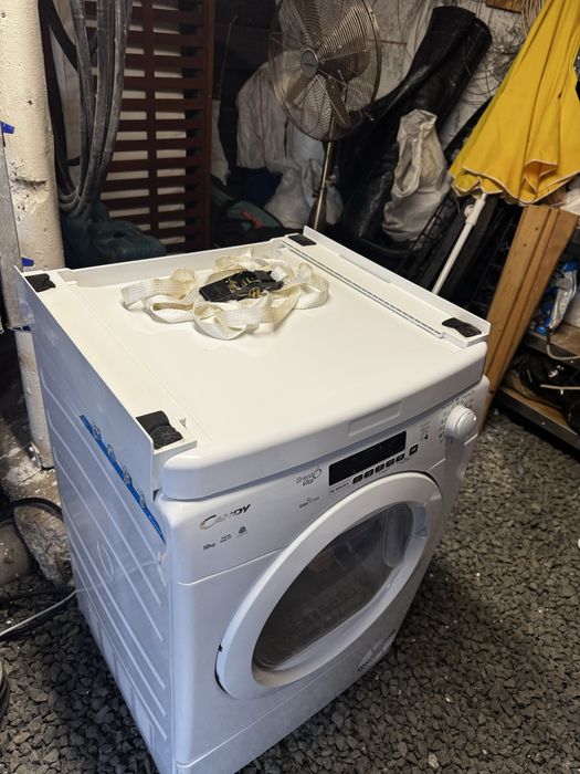 Uscator Candy Grand Vita 850 lei