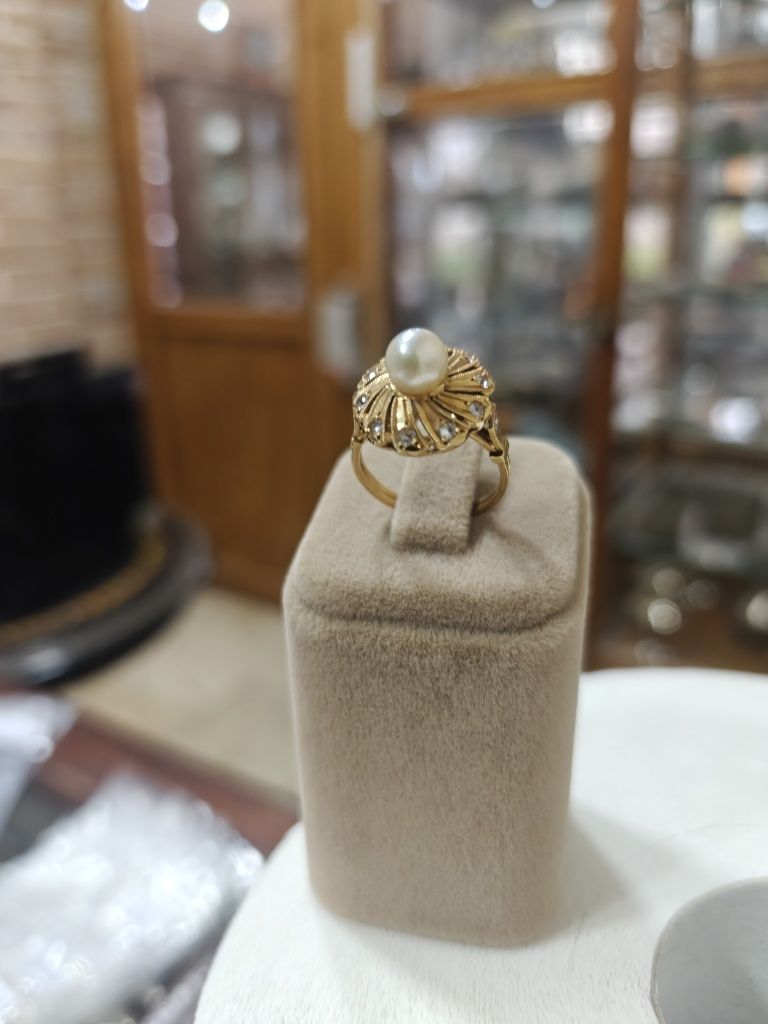 Inel vintage cu perla aur 18k 4.75gr (r)