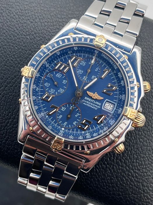 Оригинален часовник Breitling - Chronomat Vitesse Dial - B13050.1