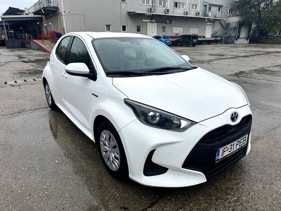 Toyota Yaris-2022-1.5 benzina hybrid-automata-unic proprietar/GARANTIE