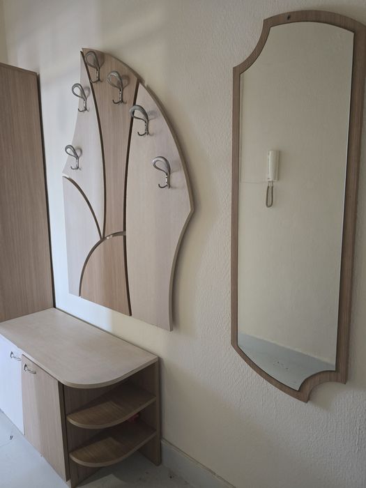 Портманто за коридор