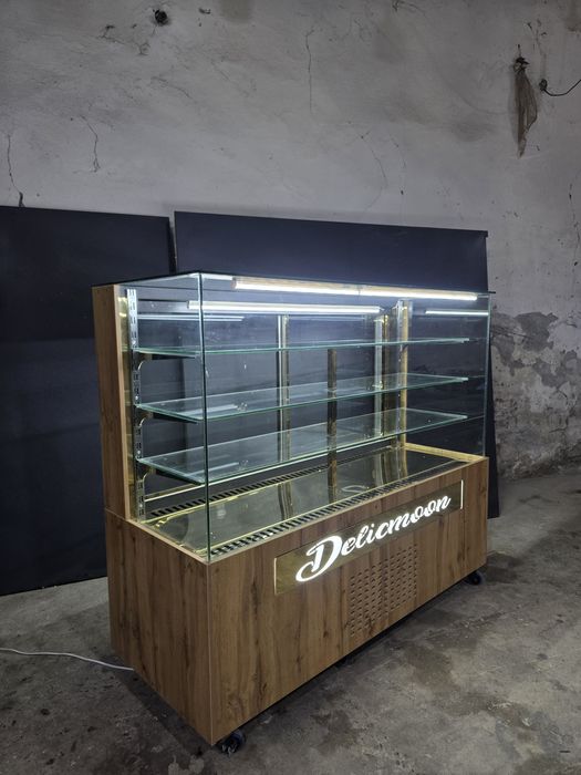 Витриные холодильник