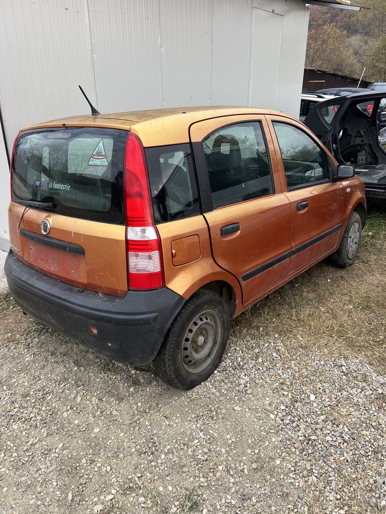 Dezmembrez Fiat Panda  1.3 benzina