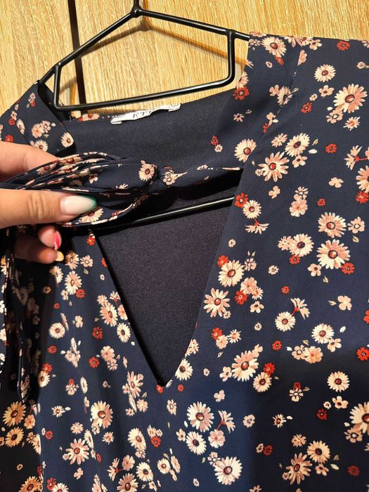 Rochie Etic pana la genunchi
