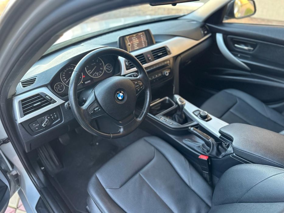 Ofer spre vânzare BMW F30