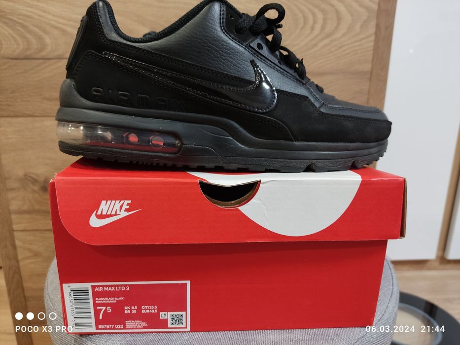 Маратонки NIKE AIR MAX LTD 3