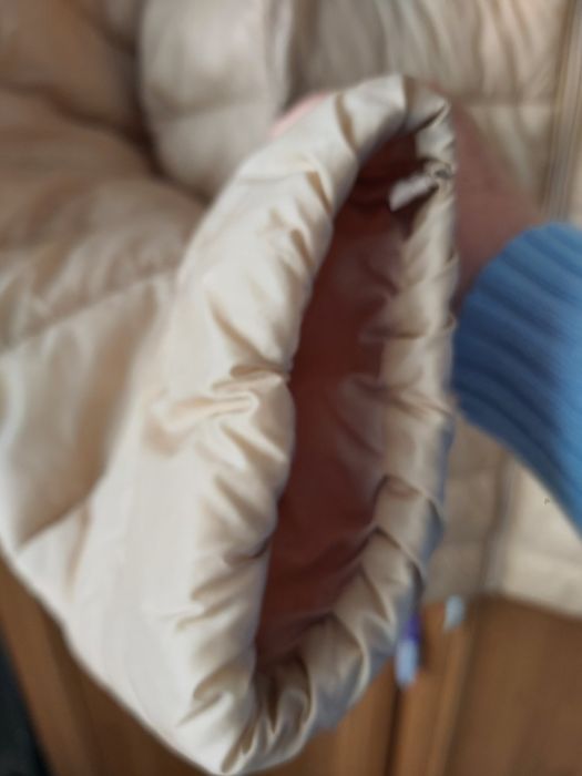 Geacă damă elegantă culoare bej sezon toamnă. Culoare bej.Marimea 42-4