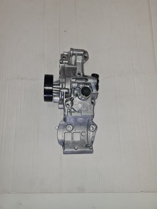 Suport accesorii pompa apa 1.5 B38A151 / cod-8631940 / BMW seria 1 /2