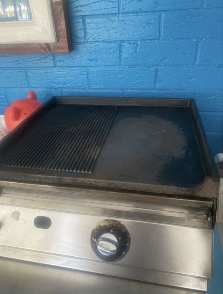 Vand grill pe butelie gaz