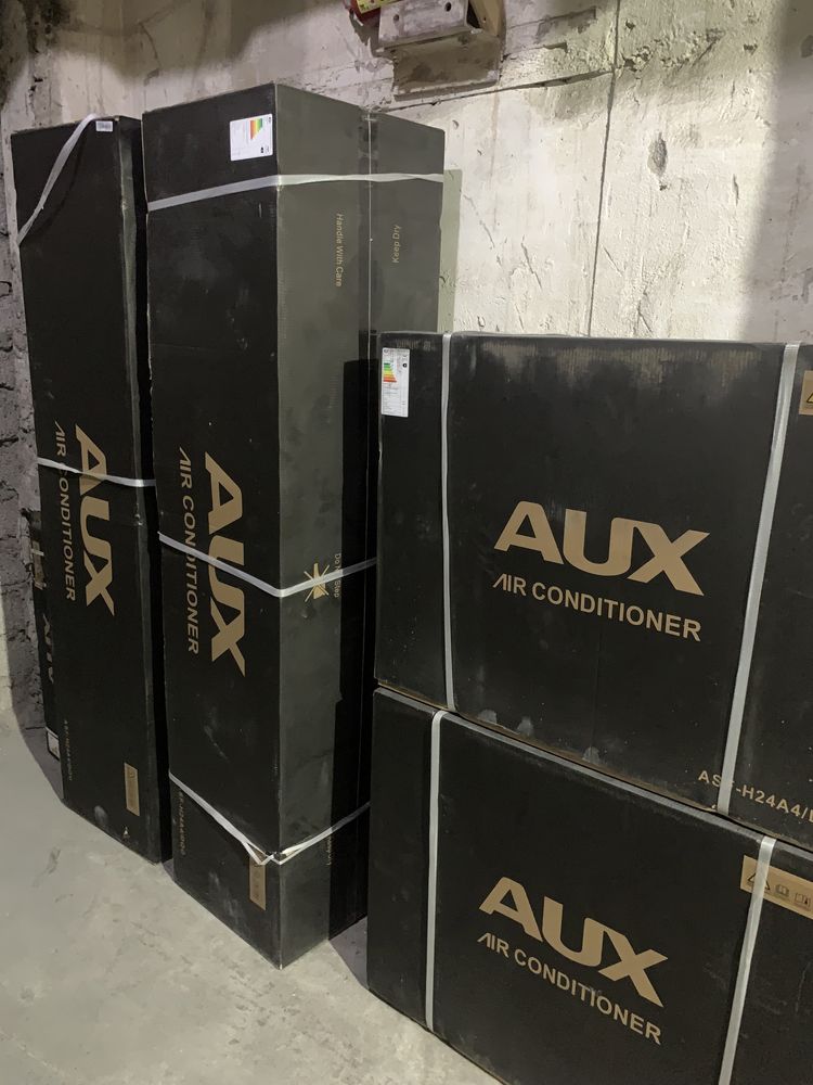 Кондиционер 24 AUX  колонны Инвертер