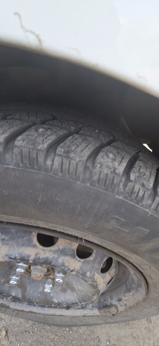 Шины зима с шыпами 175/65 r14