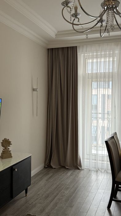 велюровые шторы в идеальном состоянии