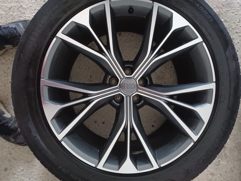Jante OEM Audi Q8/SQ8/RSQ8 pe 21 anv vara